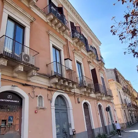 La Maison De Cavour * Aeroporto di Catania Fontana Rossa